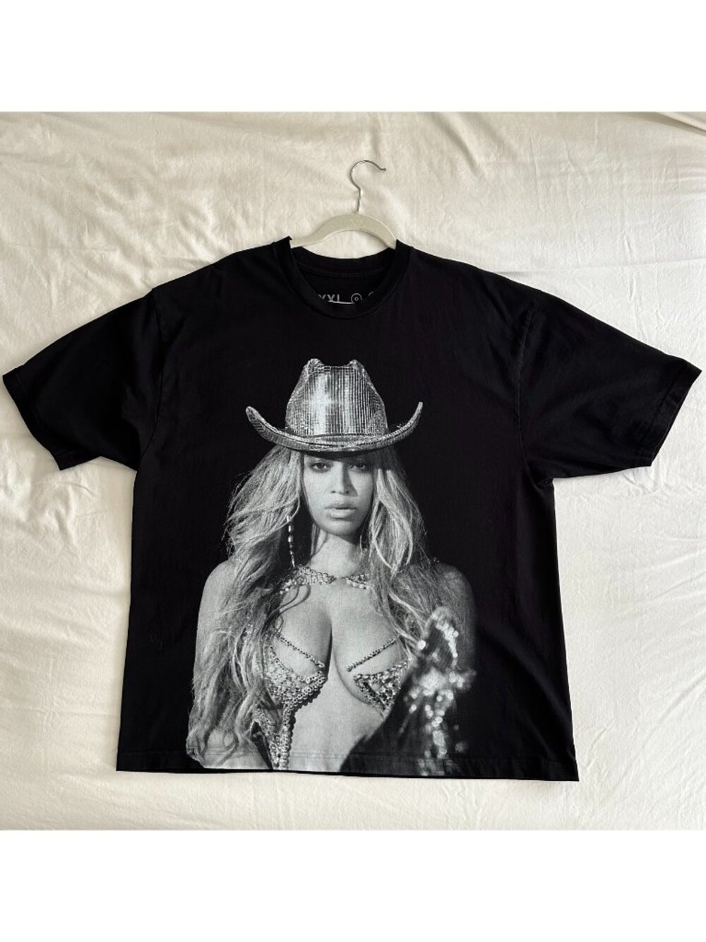 Beyoncé Authentic Renaissance World Tour 2023 Merchandise Graphic Tee in Black